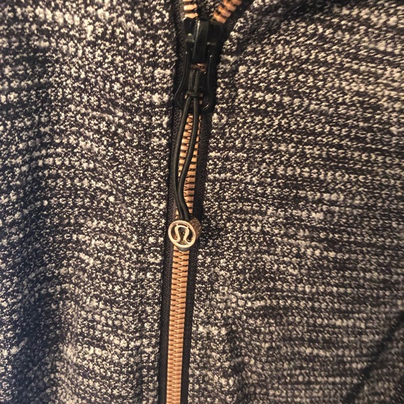 Lululemon Daily Practice jacket - Picture 5 of 7